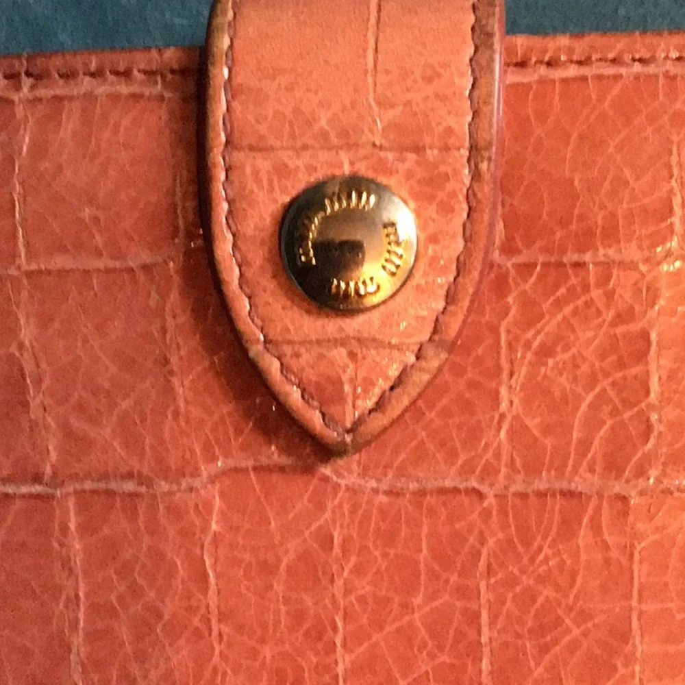 Miu Miu Kisslock Wallet